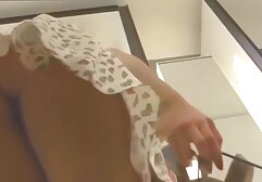 Sexy Brunette Stripping On Cam streaming porno francais gratuit 4 pas de son